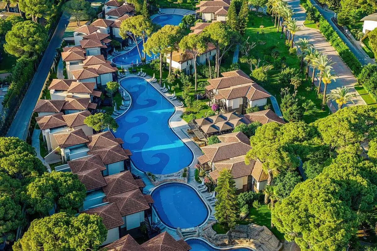 استخر هتل پاپیلون آیشا آنتالیا